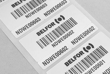 Multilevel-Inventaretiketten mit Firmenlogo, Barcode und Inventarnummer